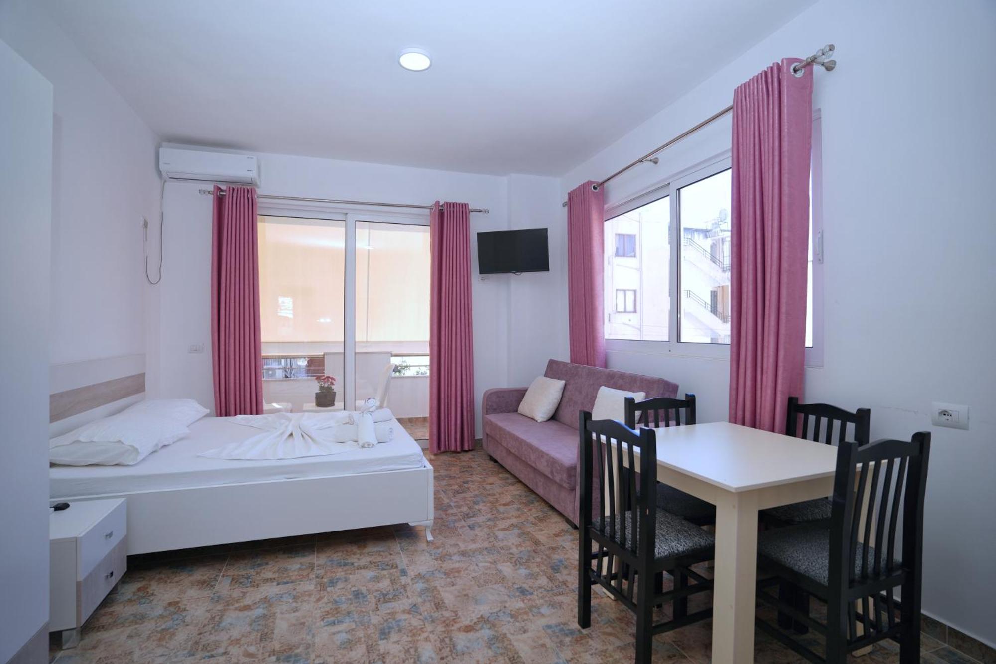South Blue Apartment *